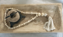 Load image into Gallery viewer, Beige Tassel Beaded Garland
