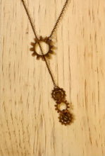 Load image into Gallery viewer, Copper Gear Necklace
