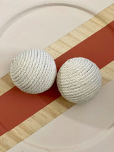 Load image into Gallery viewer, Decorative Rope Ball Vase Filler
