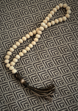 Load image into Gallery viewer, Hemp Tassel Beaded Garland
