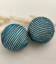 Load image into Gallery viewer, Large Decorative Rope Ball Vase Filler
