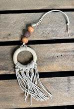 Load image into Gallery viewer, Macramé Aromatherapy Oil Diffuser
