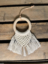 Load image into Gallery viewer, Macramé Christmas Ornaments
