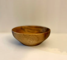 Load image into Gallery viewer, Oregon Myrtlewood Small wood Bowl Myrtlewood Chalet
