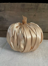 Load image into Gallery viewer, Satin Ribbon Pumpkins
