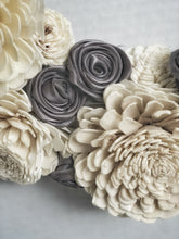 Load image into Gallery viewer, Sola Flower Silk Rose Wreath

