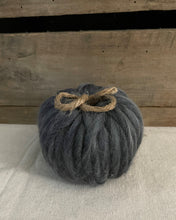 Load image into Gallery viewer, Decorative Yarn Pumpkins
